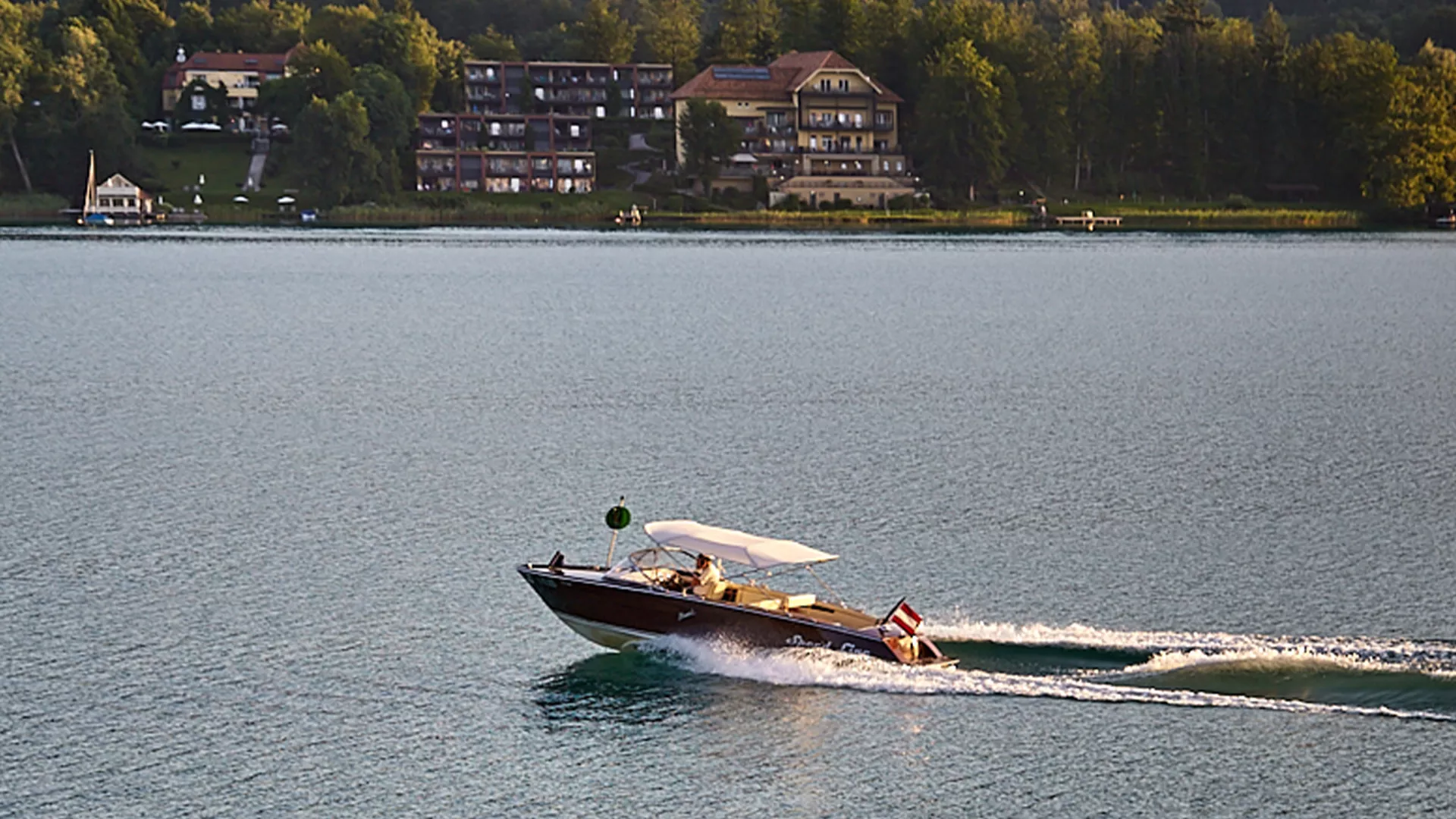 Schnellboot Taxi Wörthersee